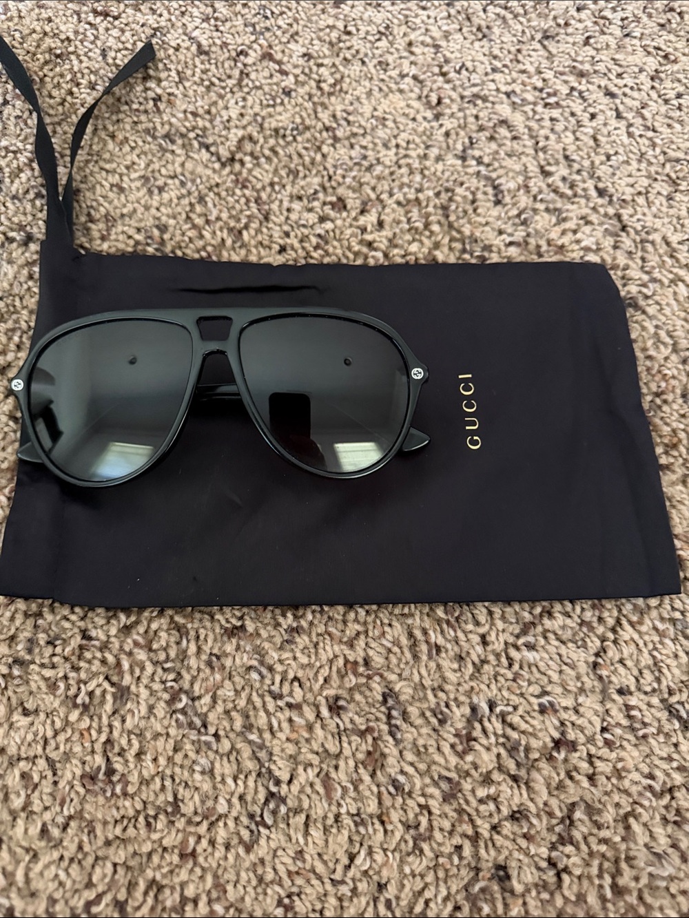 Gucci Black Aviator Sunglasses with Dark Lenses
